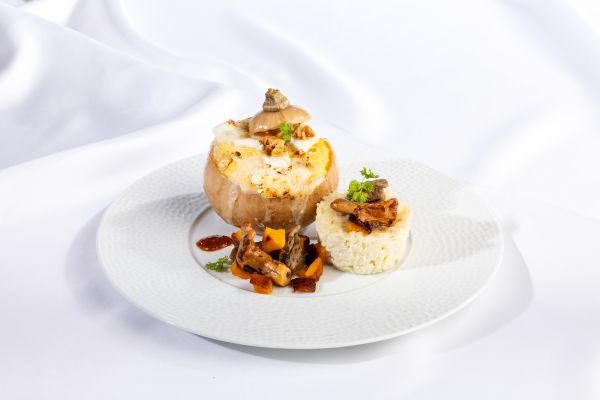 Butternut rôti au chèvre frais, girolles et cèpes, risotto crémeux