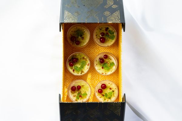 Écrin de Noël - Panna cotta de saumon au paprika doux, touche d'agrumes en fraîcheur